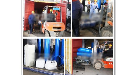 發(fā)往格魯吉亞Q69系列輥道通過(guò)式鋼板型材拋丸清理機(jī)第二車(chē)裝車(chē)發(fā)貨現(xiàn)場(chǎng)